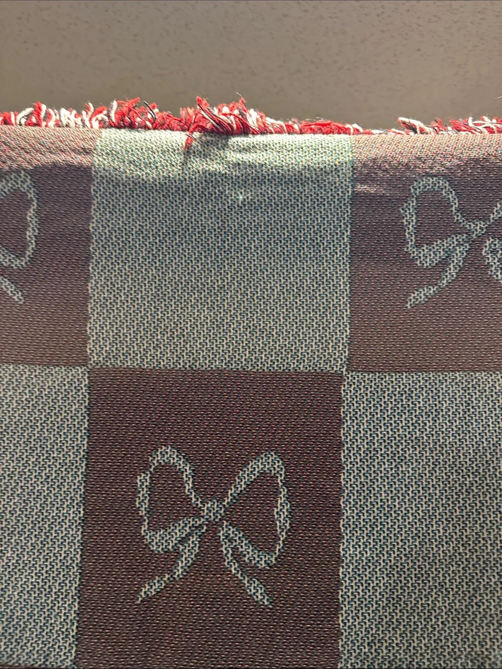 Festive Red and Cream Bow Throw Blanket Home Holiday